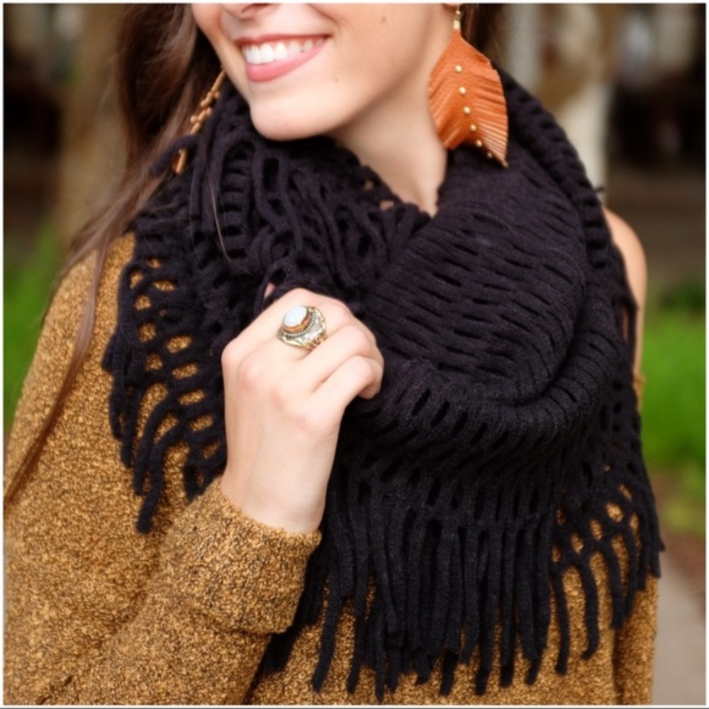 Black Chenille Fringed Infinity Scarf - Picture 2 of 2